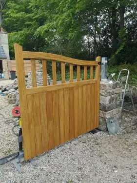 Click Here To Enlarge This Photo Of Automated Swing Gates For A Cottage In Derbyshire