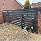 Cantilever Sliding Gate Opener